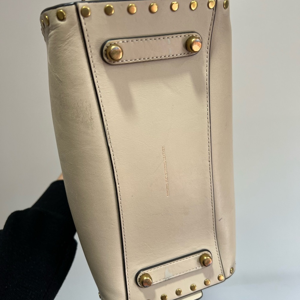 Coach Rogue 25 with Rivets - Picture 8 of 12